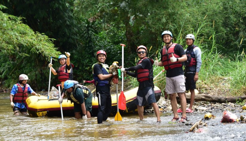 Eon Aksi Susur Sungai